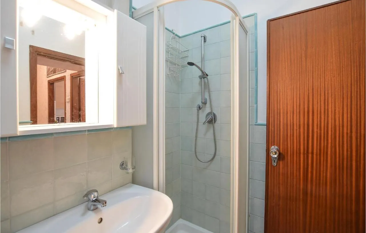 Gorgeous Apartment In Rimini With Kitchen Włochy